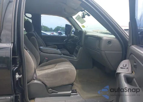 2005 Chevrolet Silverado K2500 Heavy Duty z USA, uszkodzony, nr VIN 1GCHK23245F912706